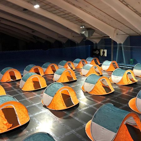 ホテル Indoor Camping Formel1 Motogp Spielberg ユーデンブルク エクステリア 写真